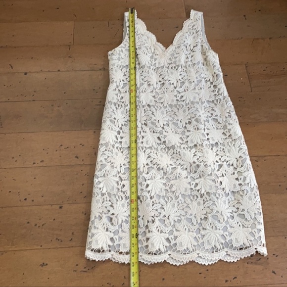 Beautiful Dress! Like New! - Picture 3 of 7